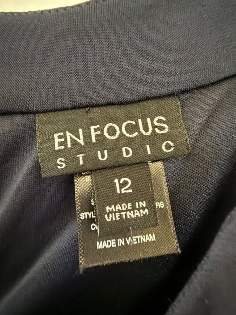 En Focus Studio Sleeveless Striped Shift Dress Size 12 Navy/Red/Olive Colorblock - Picture 4 of 8